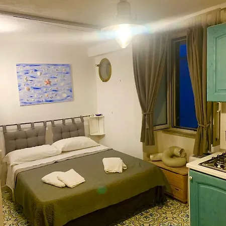 Casetta Aragonese 住宿加早餐酒店 *